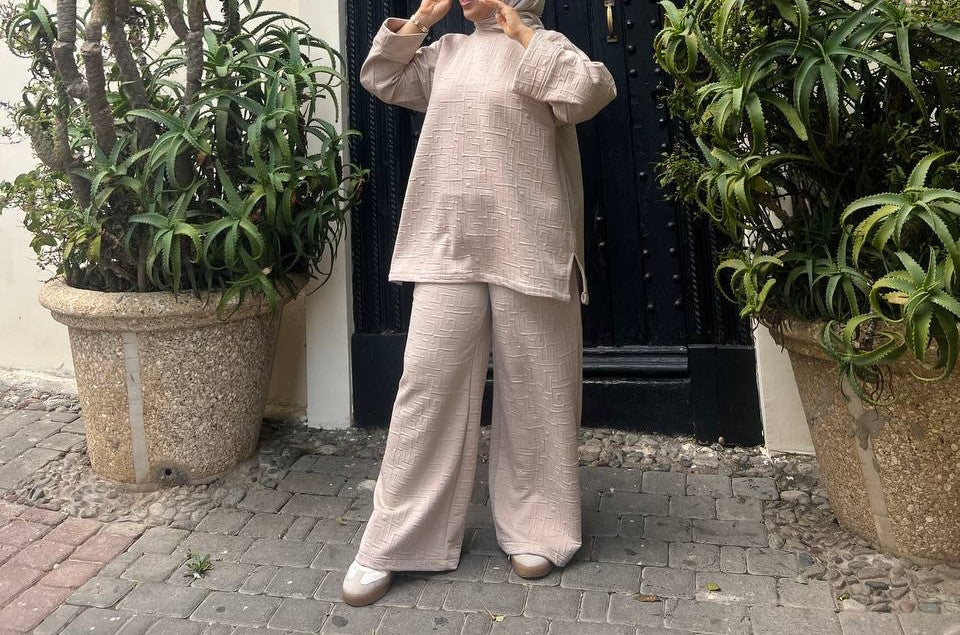 🍂 أناقة الخريف بمخمل الكوتلي ✨